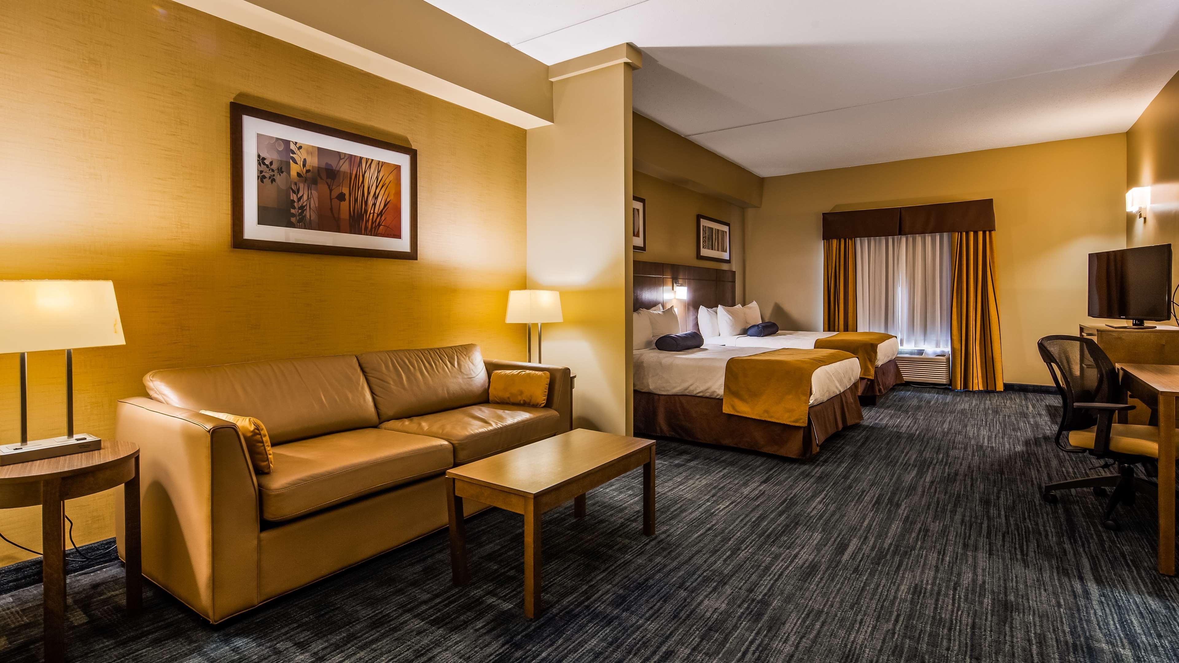 Best Western Plus Winnipeg West Headingley Екстериор снимка