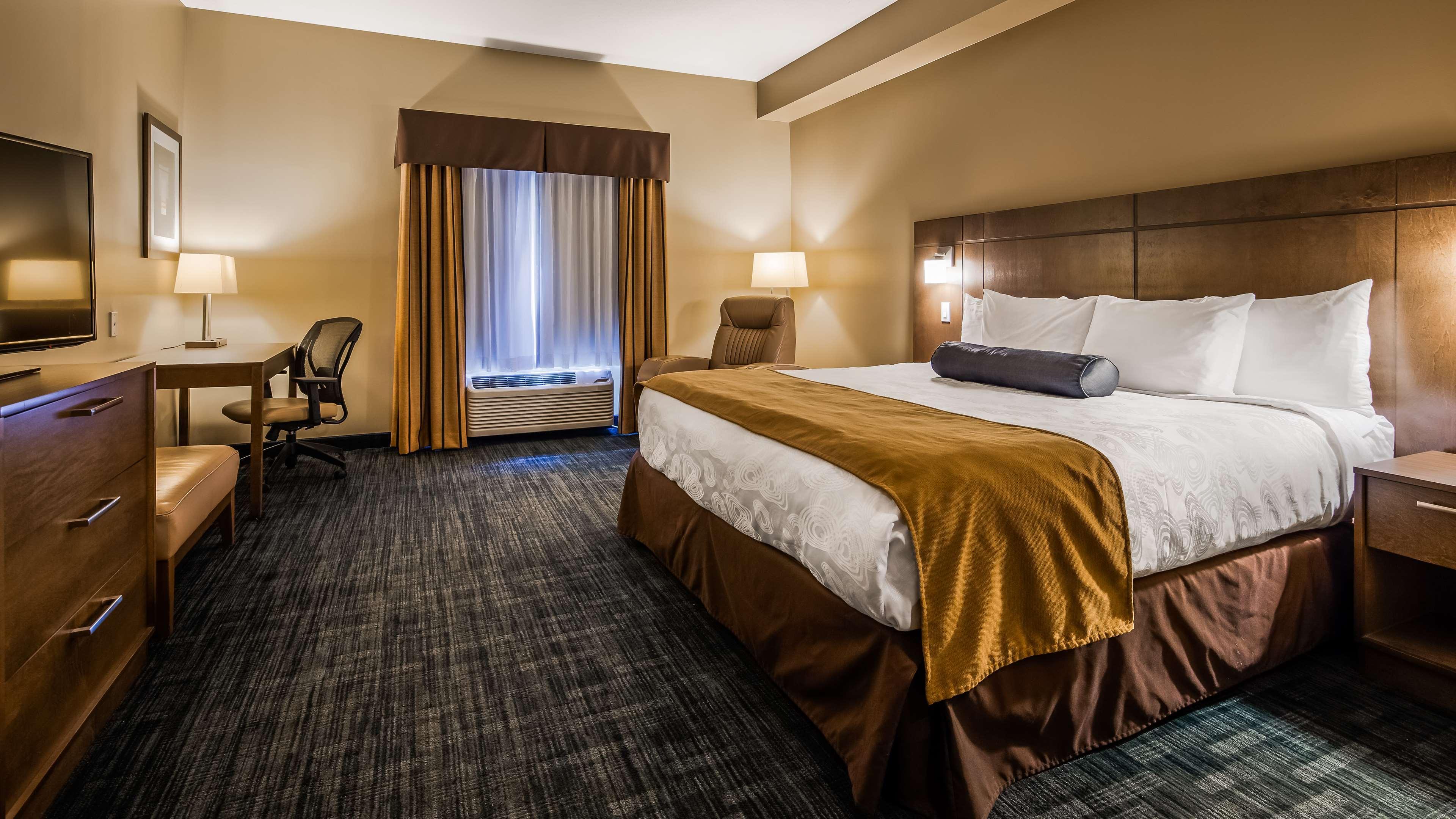 Best Western Plus Winnipeg West Headingley Екстериор снимка