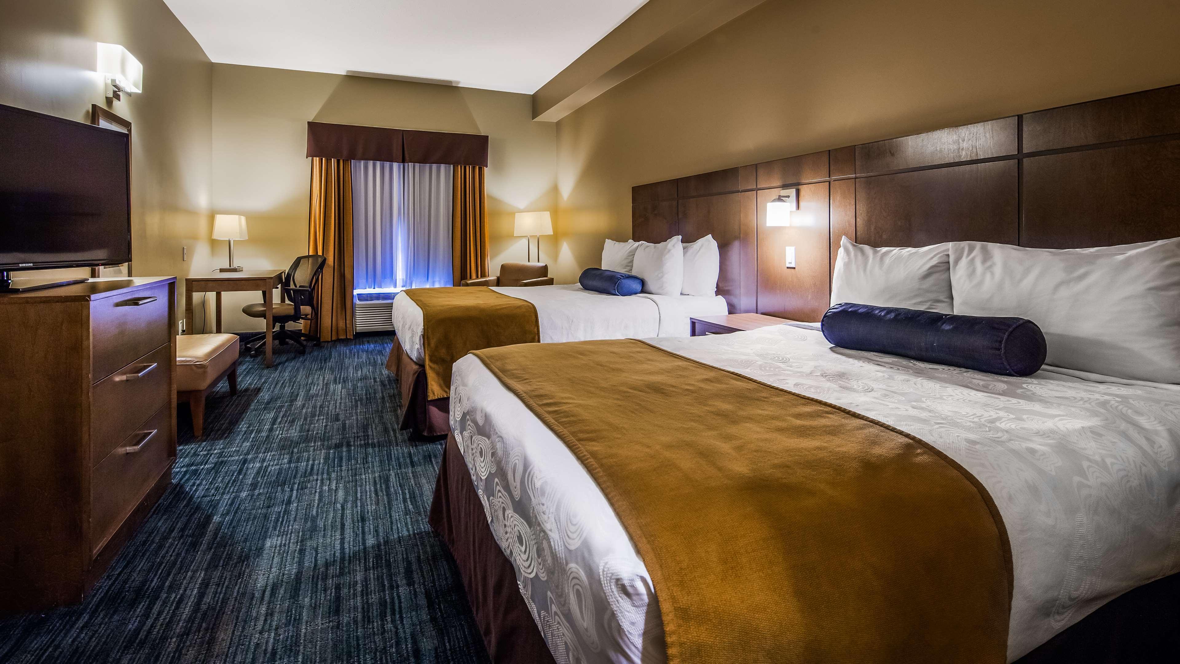 Best Western Plus Winnipeg West Headingley Екстериор снимка
